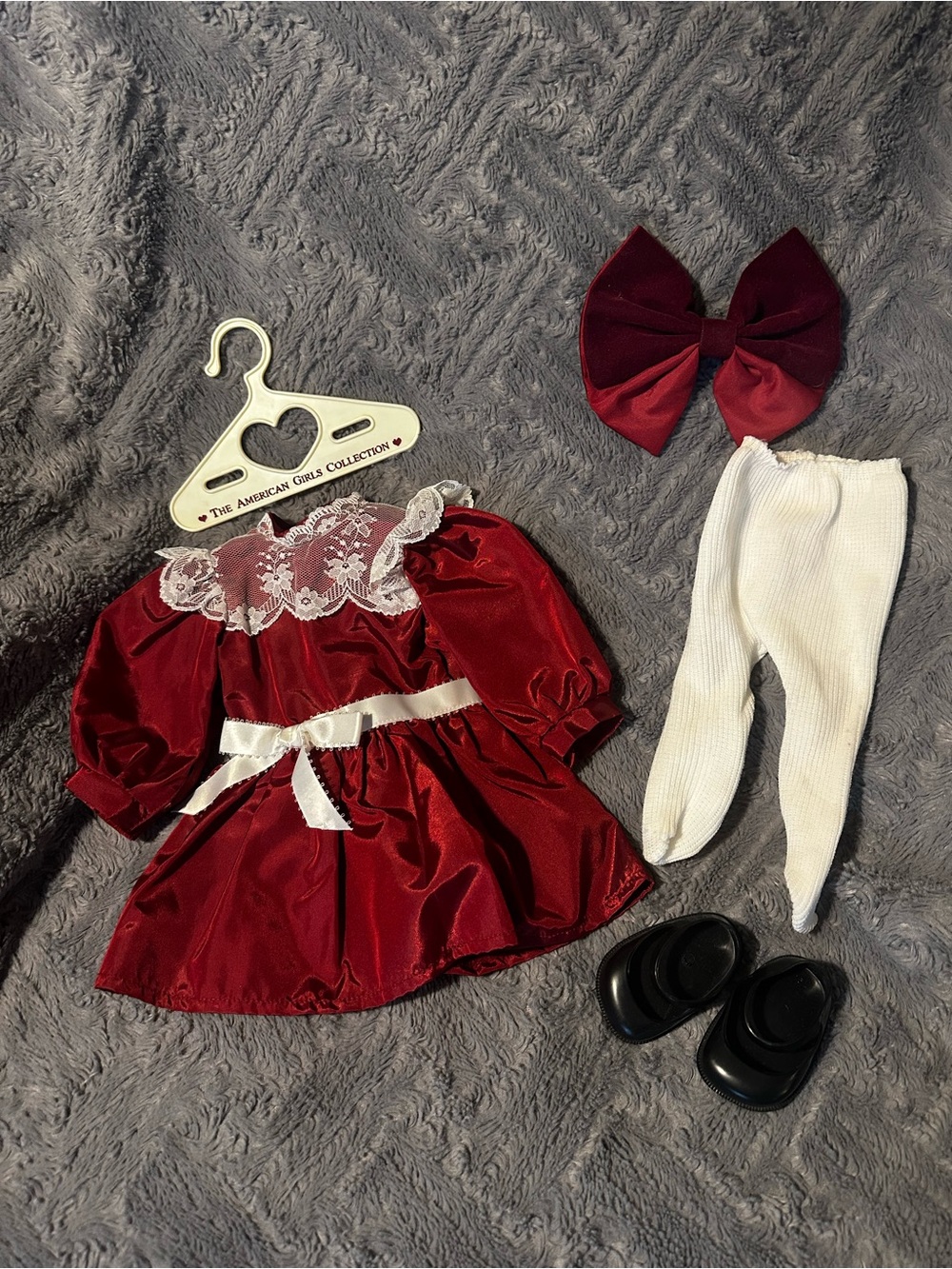 American Girl Samantha Surprise Cranberry Lace Holiday Pleasant Company Outfit